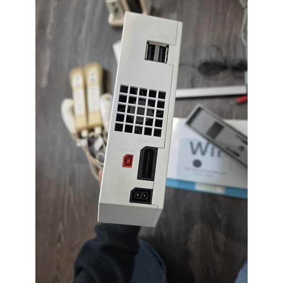 Nintendo Wii Console Bundle White RVL-001 w Everything - Picture 12 of 13